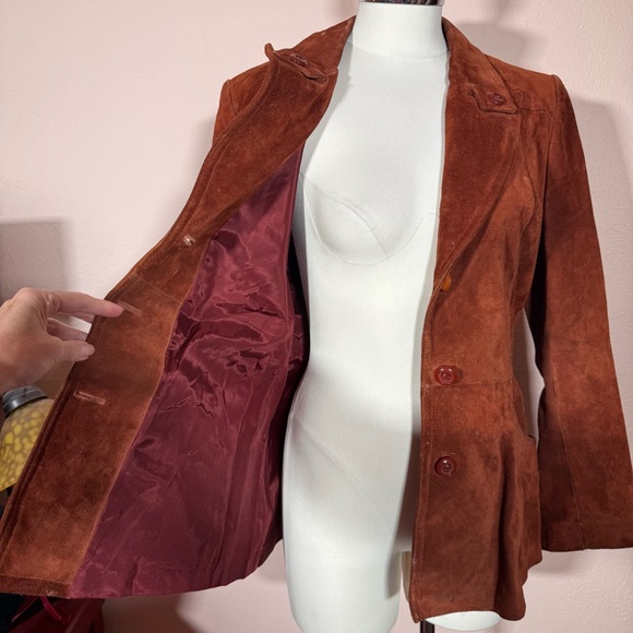 Vintage 1970’s Learsi Burgundy Suede Leather Mod Wrap waist Belted Jacket - Picture 5 of 17